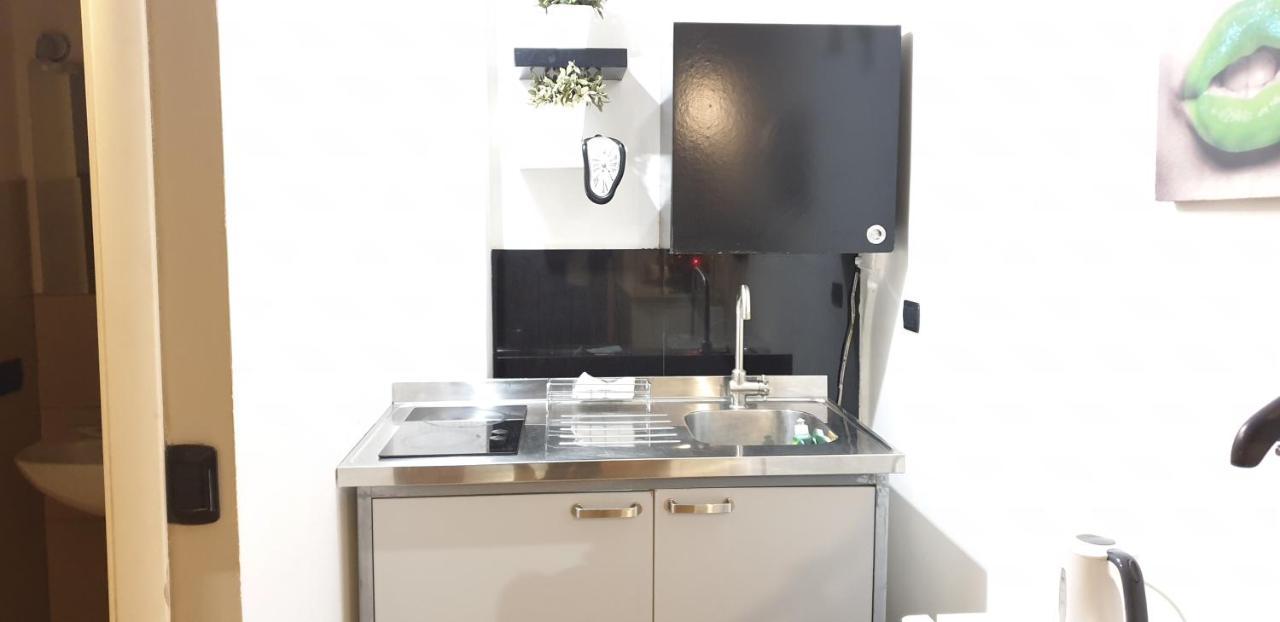 Cosy Apartment มิลาน ภายนอก รูปภาพ